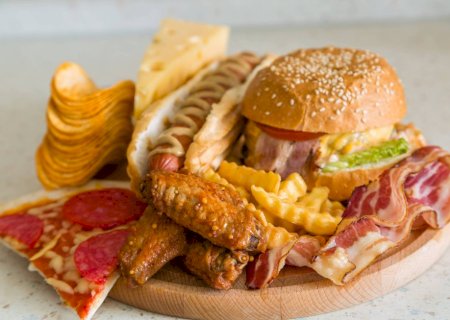 Alimentos gordurosos aumentam risco de câncer colorretal