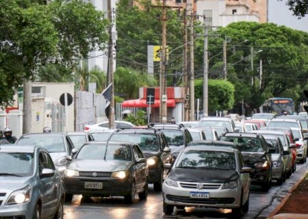 Placas finais 7 e 8 entram na última semana para renovar licenciamento