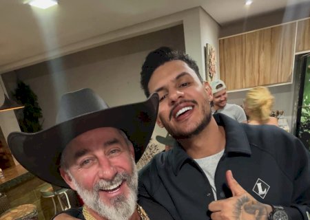 Sem filtro nas férias: o direito de Juliano Ferro de viver, descansar e se divertir