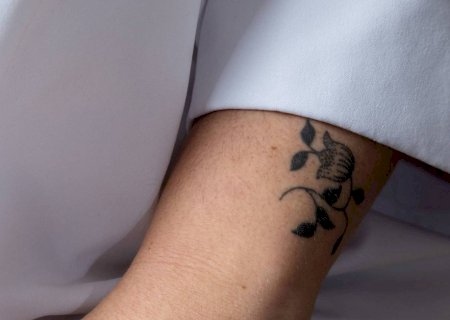Até que ponto as tatuagens são seguras? Pesquisas investigam como elas interagem com o organismo
