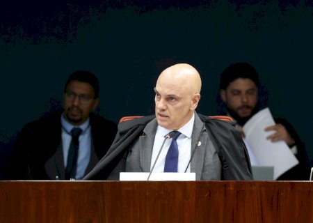 Moraes cancela pronunciamento convocado após decisões de Fachin em meio à crise no STF
