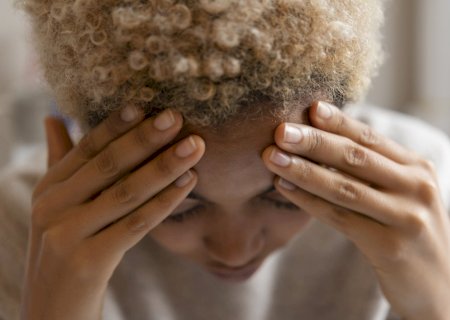 Enxaqueca: novo comprimido que previne crises é aprovado pela Anvisa