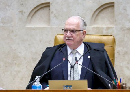 Joaquim Barbosa, Rosa Weber, Ayres Britto e outros 10 ministros aposentados pedem a Fachin 'imediata e rigorosa' apuração de crise no STF