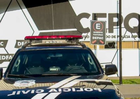 Homem condenado por homicídio tenta fugir após acidente e acaba amarrado