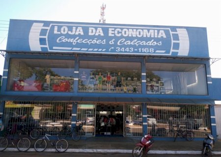 Equipe da Loja da Economia participa de palestra sobre estratégias para vender mais em Batayporã