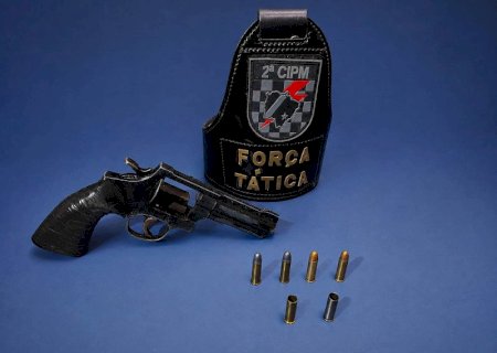 Policia prende homem armado após disparos contra residência de ex-companheira