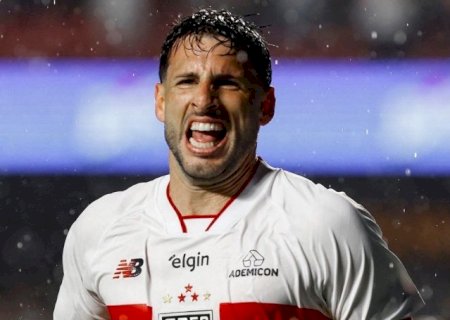 Calleri marca duas vezes em triunfo do São Paulo pelo Brasileirão