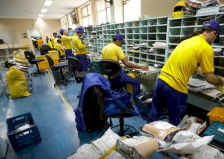 Frete quase dobra preço de produto e exige atenção nas compras online