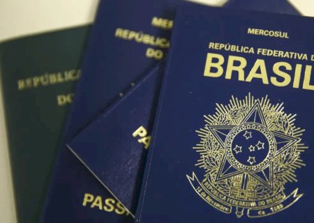 Moraes determina entrega de passaportes de Flávio Bolsonaro, afirma senador