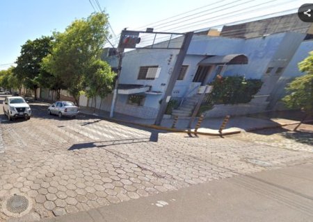 Adolescente é encontrado inconsciente após ser espancado na saída de boate