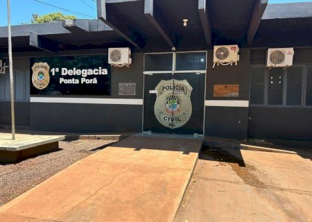 Homem chega bêbado em casa e ameaça matar a própria esposa na fronteira