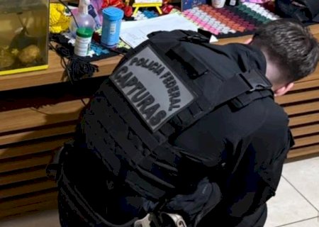 PF mira grupo de tráfico internacional de drogas e cumpre mandados em MS