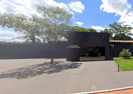 Mulher é agredida a pauladas pelo marido em Agélica