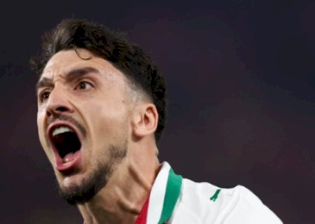 Com 2 gols em 10 minutos, Palmeiras vence e assume a ponta do Brasileir&atilde;o