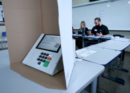 Começa a votação em 2º turno em todo o País