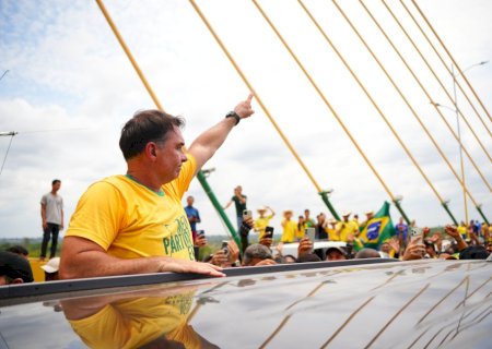 O risco que a campanha de Flávio Bolsonaro enfrenta na reta final da disputa com Lula